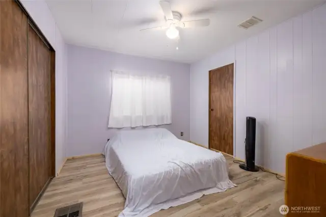 Second bedroom, with access to the second bathroom