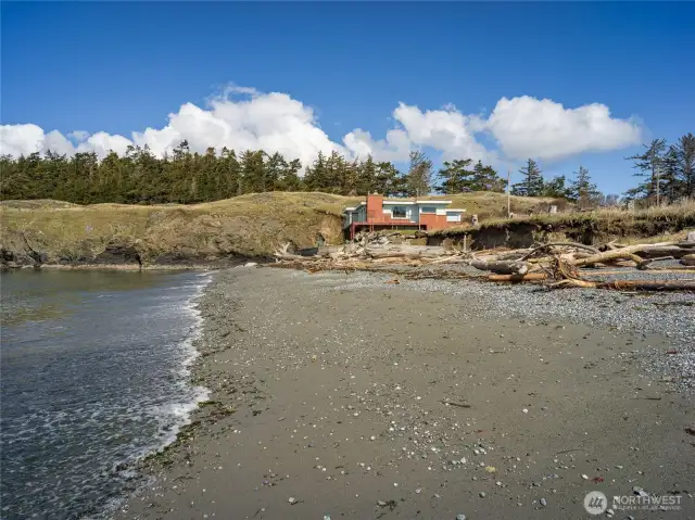 Beautiful Agate Beach looking toward your house.