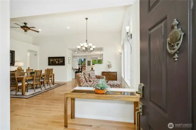 High ceilings, bright and light rooms and big picture windows.