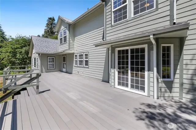 Ready to entertain?  This is the place!  Your extra large composite deck is perfect for that grill with plenty of room left for patio furniture, toys or more!