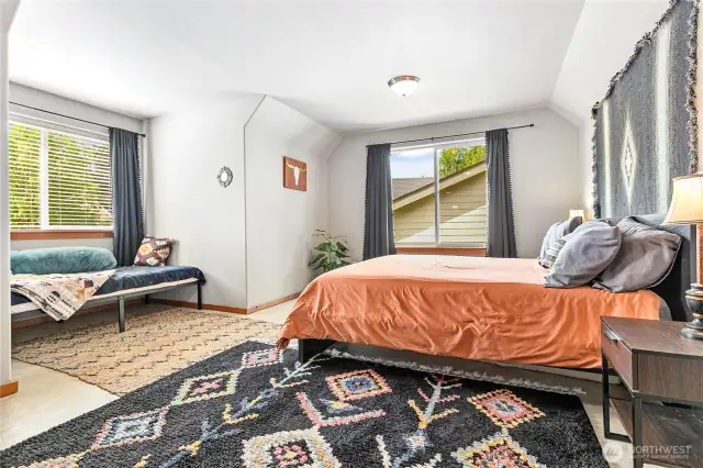 2nd story bed #3 w/ sitting area