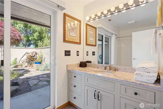 Full Primary ensuite with access to the courtyard patio
