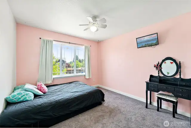 One of three guest bedrooms, all upstairs.