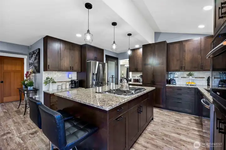 Flow effortless around the kitchen while cooking everyday or entertaining guests.
