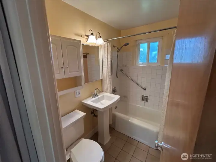 Bathroom fits the space