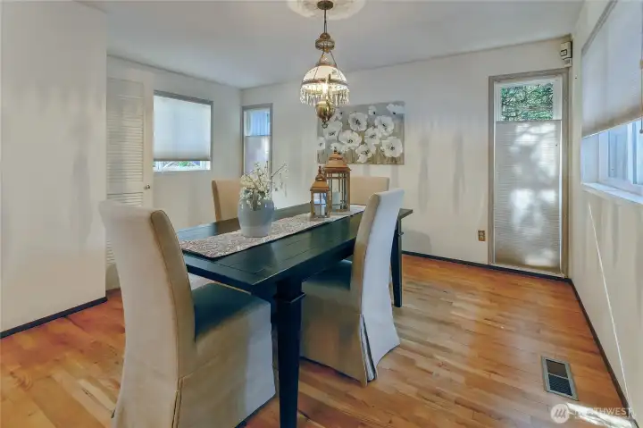 Don't miss the hidden wet bar around the corner!