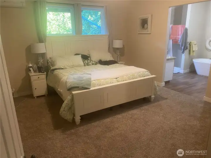 Unit 7720 BR (Picture prior to this tenancy)