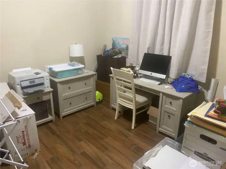 Unit 7720 BR 3/Office (Picture prior to this tenancy)