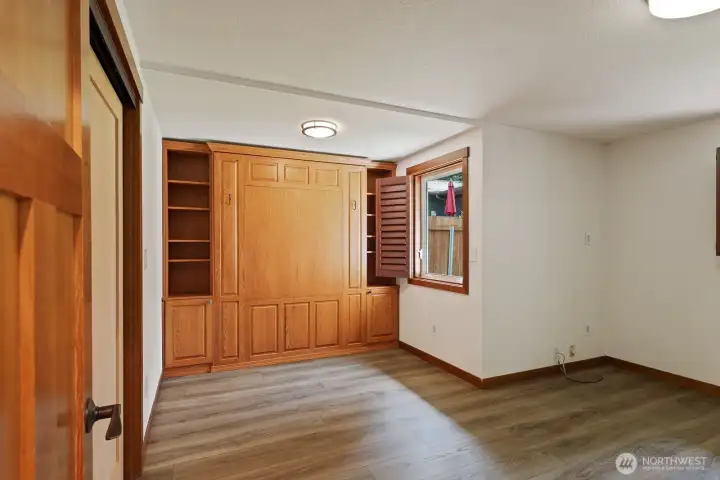Built-in murphy bed in 2nd bedroom Built-in murphy bed in 2nd bedroom