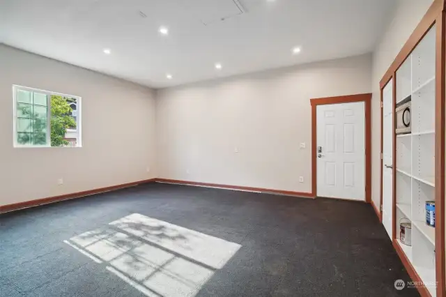 Huge main floor bedroom has seperate entrance and could easily be turned into a studio for someone looking for house-hacking potential