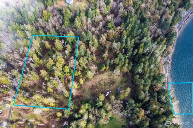 Property lines are not marked. This is for viual purposes only