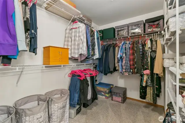 Primary Suite Walk-in Closet!