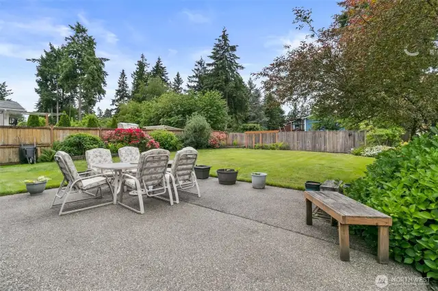 Large Entertainment Patio!