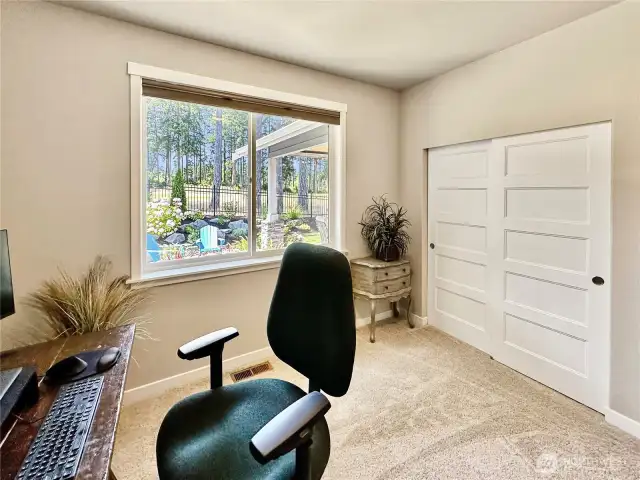 Lovely golf course view from 3 bedroom.