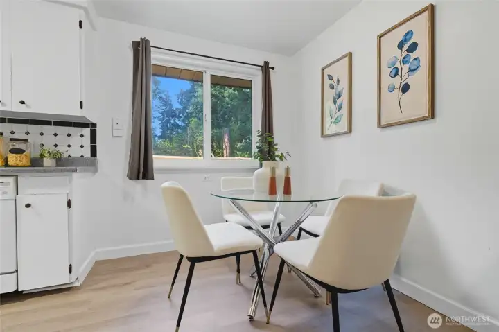 Dining space in eat in kitchen