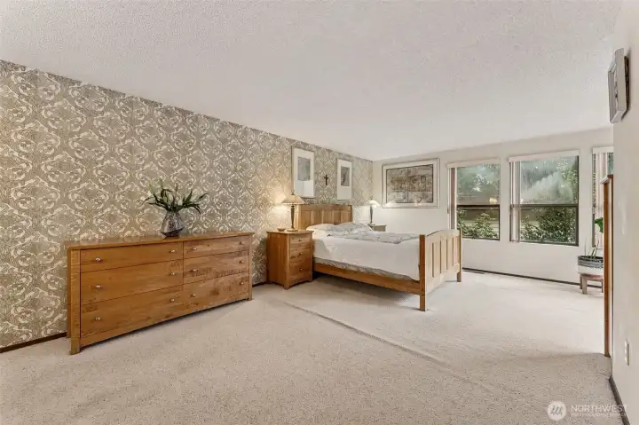 Primary Suite - carpet & wallpaper primed for you to add your own fresh choices