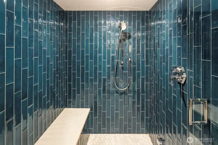 Steam shower you'll never want to leave