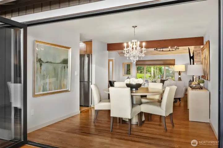 The indoors and outdoors come together.