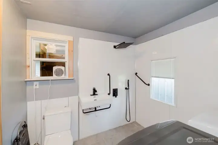 laundry and 3/4 bath