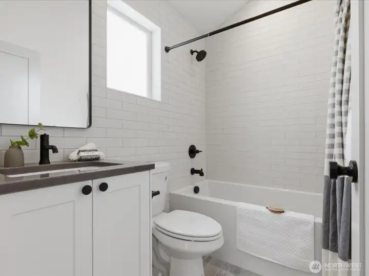 Upper Level Full Bath