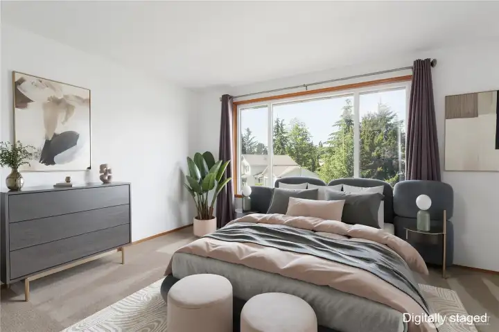 4th bedroom, overlooking the street