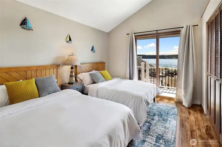 Second bedroom