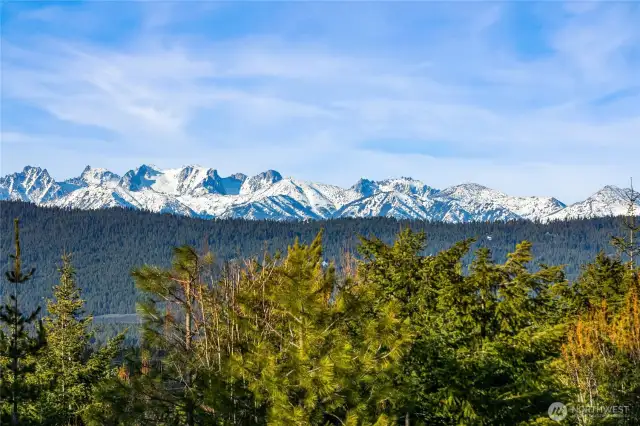 Sweeping views of the Stuart Mountain Range.