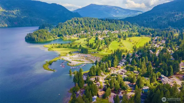 Stunning Sudden Valley marina with off-leash dog park