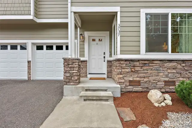 Beautiful, move in ready 4bd, 2.5ba on quiet cul-de-sac. Welcome home!