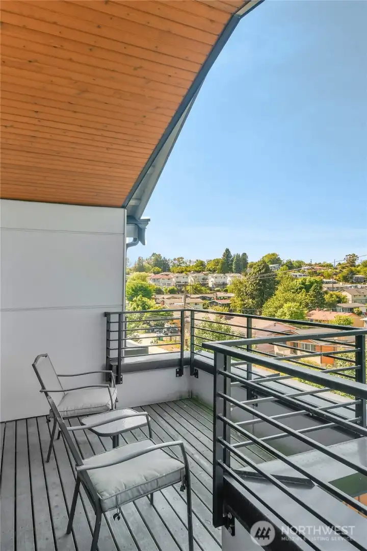 3rd Floor Balcony offers serenity and unmatched views