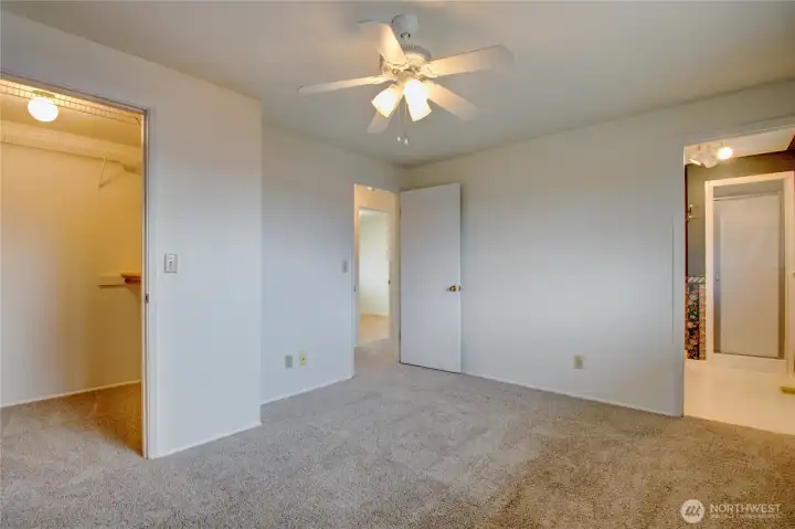 Very large Primary Suite with 3/4 bath and walk-in shower, and walk-in closet