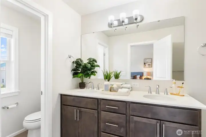 Primary Bathroom w/Double Vanity