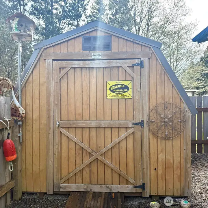 nice big storage shed