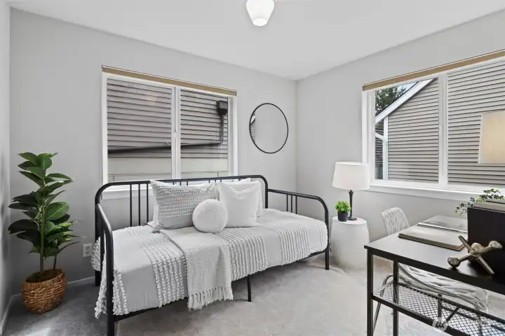 2nd bedroom