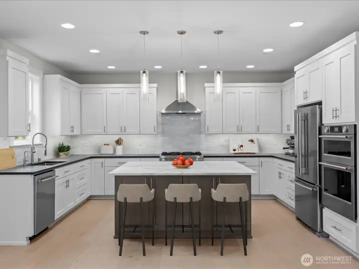 Gorgeous chef's kitchen. Virtually staged.