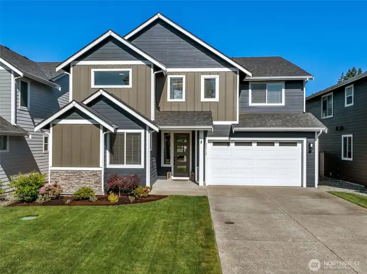 Stunning home in The Classic Enclave community.