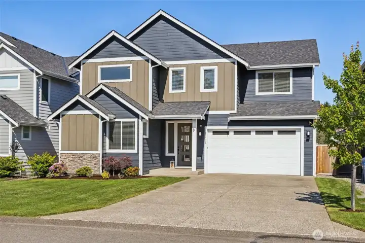 Adjacent to Classic View Golf Course.