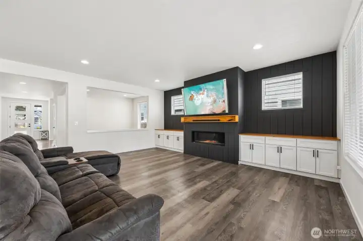 Custom features throughout the living room.