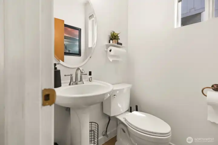 Half bath on main Half bath on main