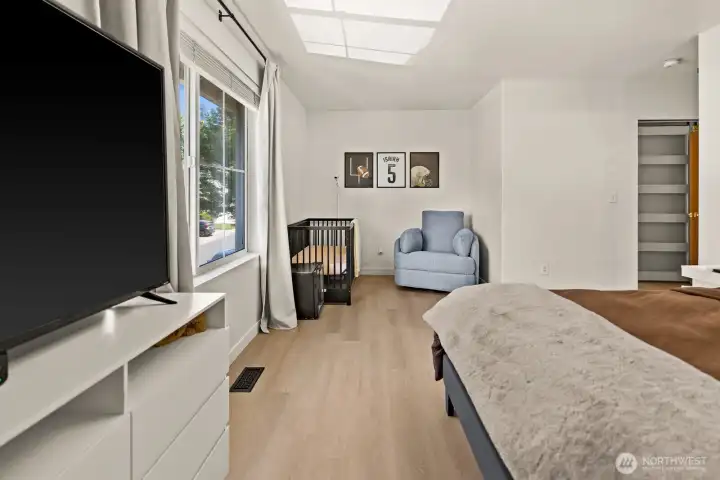 Primary bedroom has nook perfect for office or sitting area Primary bedroom has nook perfect for office or sitting area