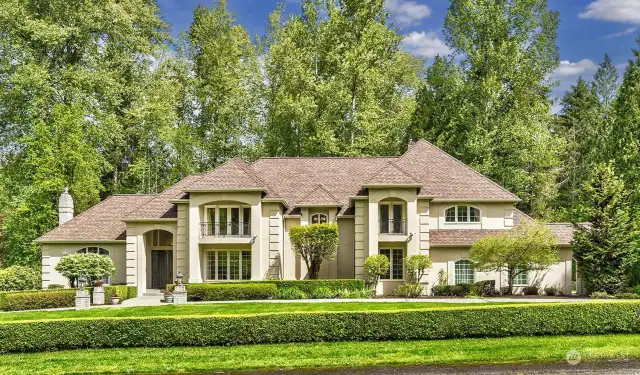 Stunning Home & Property Located In The Coveted "Estates at Tuscany" Neighborhood In Woodinville.