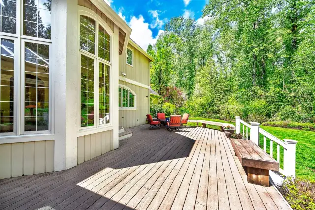 Expansive Trex-Material Deck Is Perfect For Outdoor Entertaining.