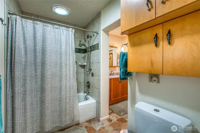 Primary bath with tub/shower combination