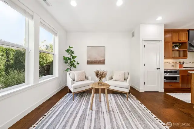 Another view of the flex space off the kitchen