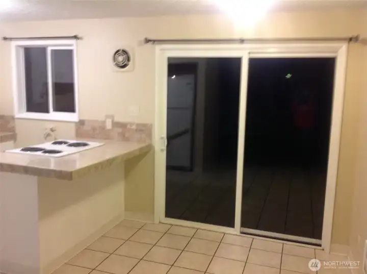 Kitchen/Dining Room