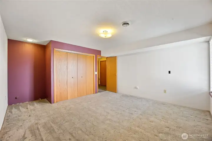 Bedroom 4- Basement