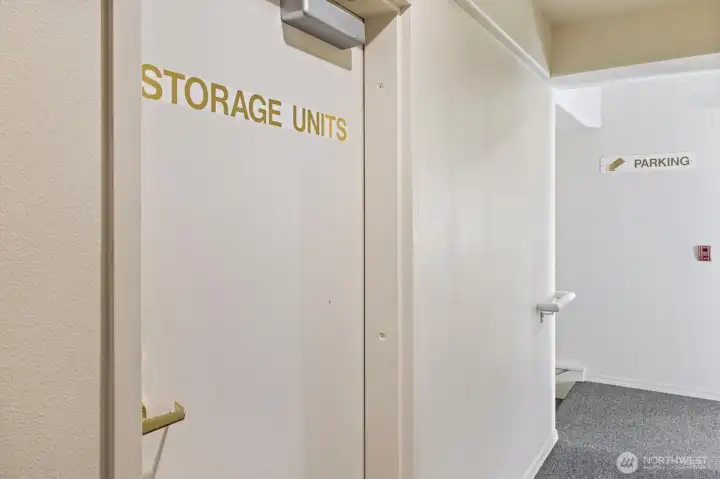 Storage unit "L"