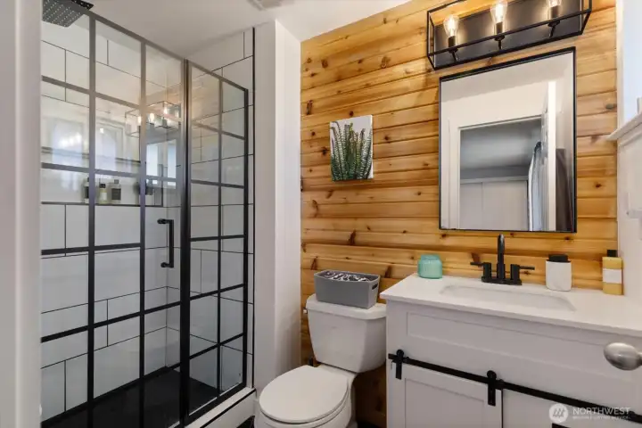 Primary bath with beautiful updates.