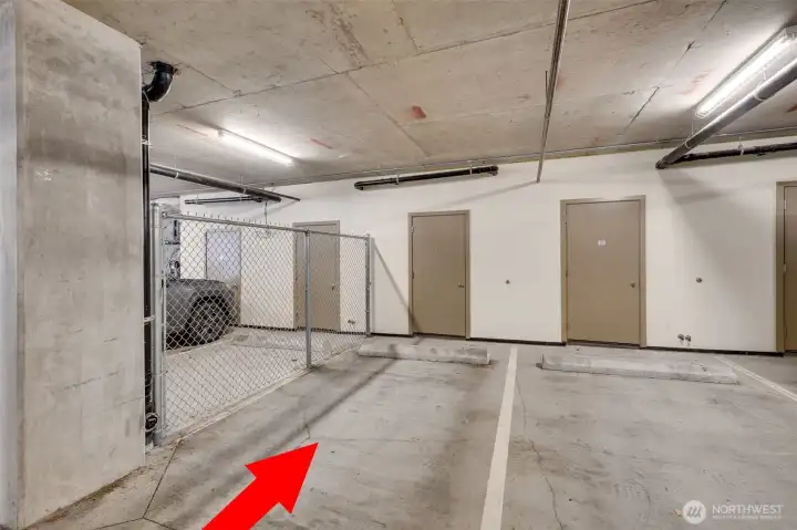 1 reserved parking space