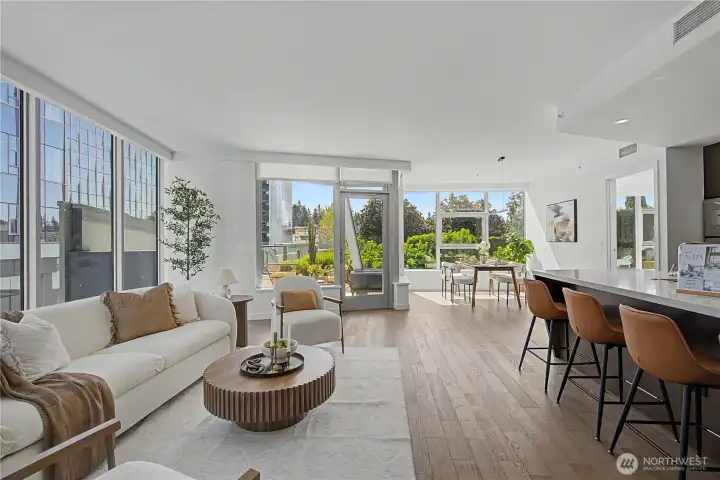 Motorized window shades (3 zones)